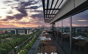 Union Plaza Hotel